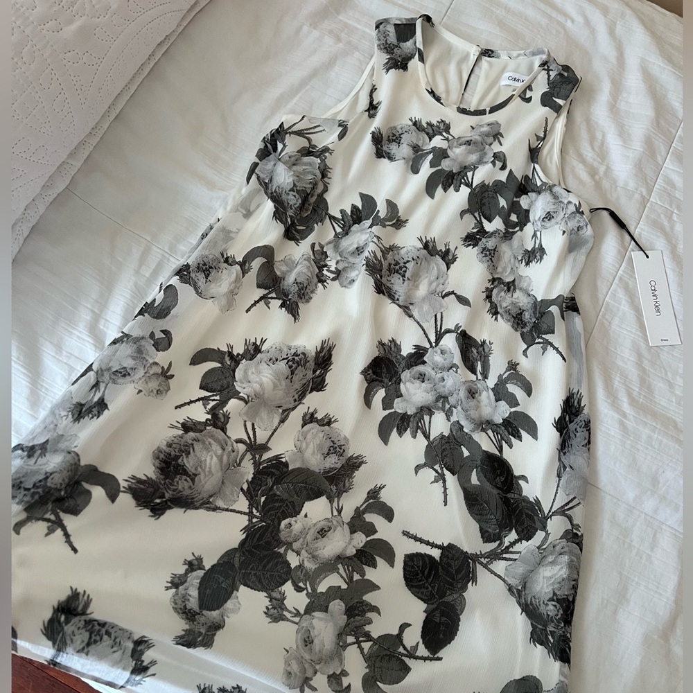 Calvin Klein women’s floral dress